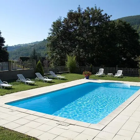 Hotel Logis Restaurant Burnichon 2*