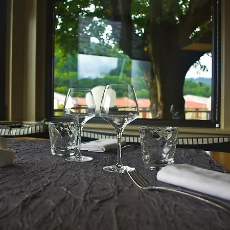 Burnichon Hotel 2*