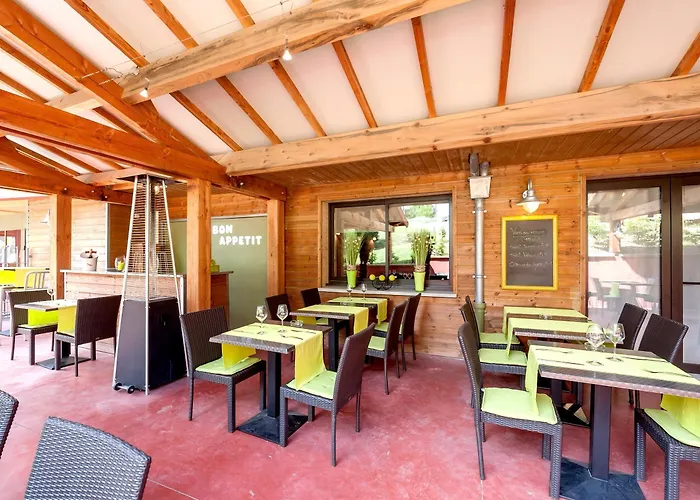 Hotel Logis Restaurant Burnichon 2*