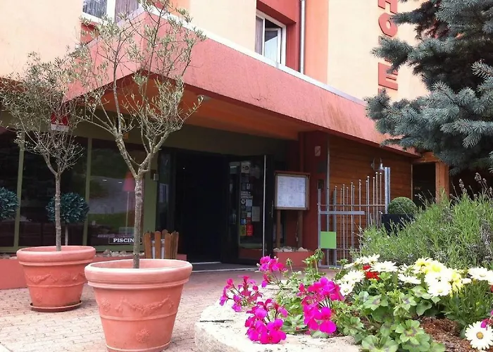 Hotel Logis Restaurant Burnichon 2*